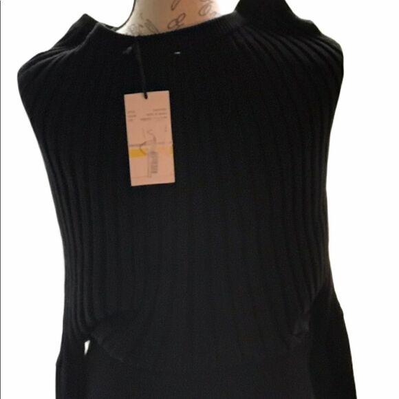 NWT Madison Lily Black Pullover Sweater Medium - Picture 6 of 11